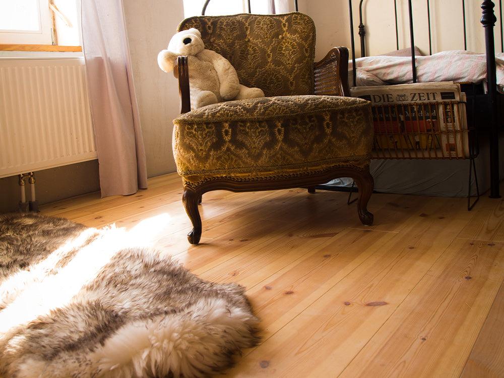 Kiefer Schlossdielen, 27x190x5050mm, Select, rundum Nut & Feder, mit Microfase Deckbreite 180 mm 2.88 m² / VE - SKU: 18-200873.0505000000 7